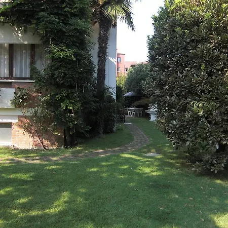Couette-café Castellani 4*